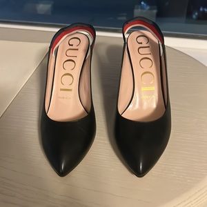 New Gucci Red, White and Navy Gucci Sylvie elastic slingback. size 37.